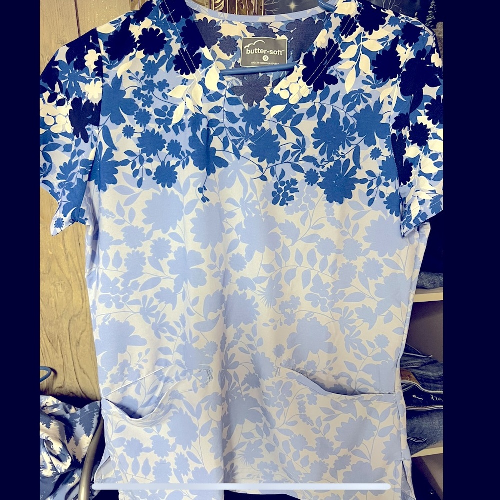 Womens scrub top